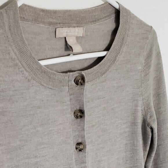 Banana Republic Wool Taupe Button Down Cardigan Size XS - Picture 5 of 7